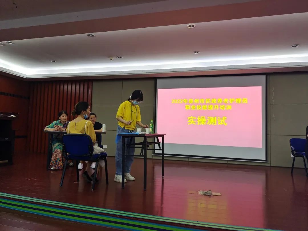 875813ccd40d49dda3d5f08167031c64.gif