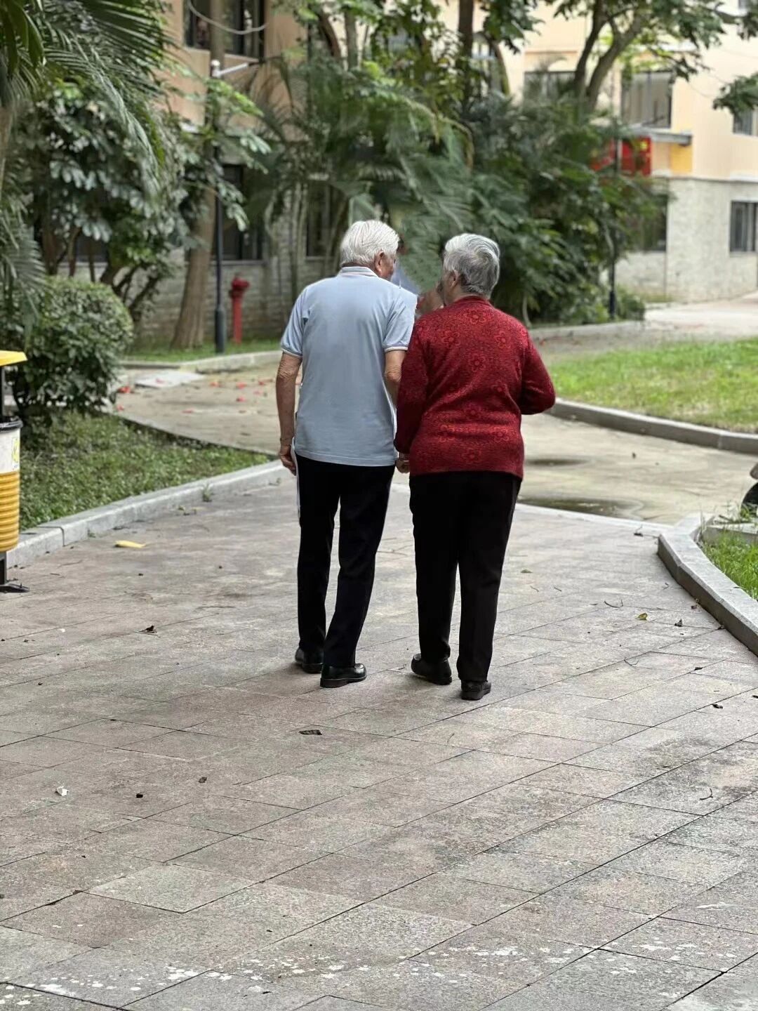 9c99d88dce234d5a954541a37990cac1.gif 9c99d88dce234d5a954541a37990cac1.gif