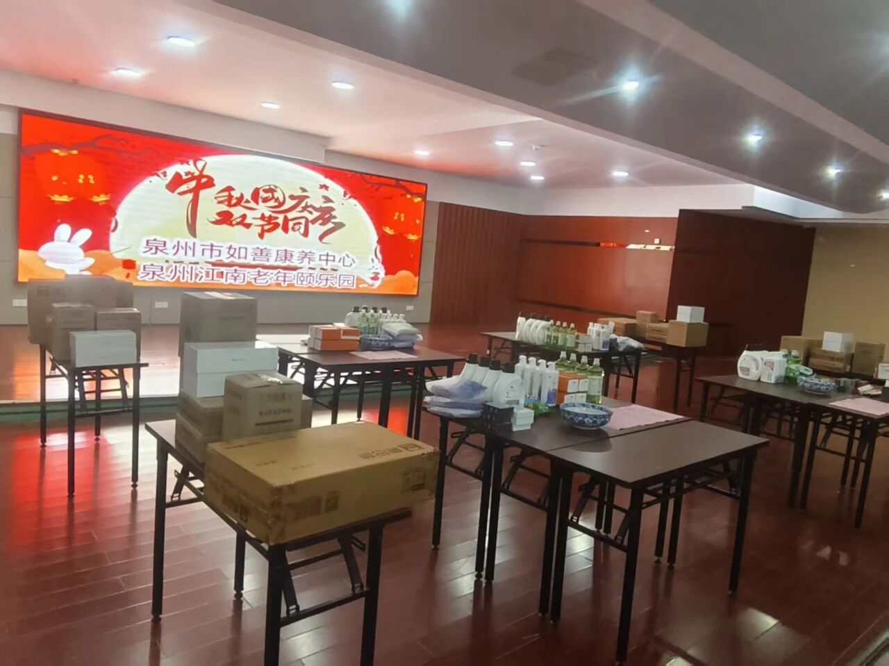 3d7ef351355d483482bbae01acba7f25.gif 3d7ef351355d483482bbae01acba7f25.gif